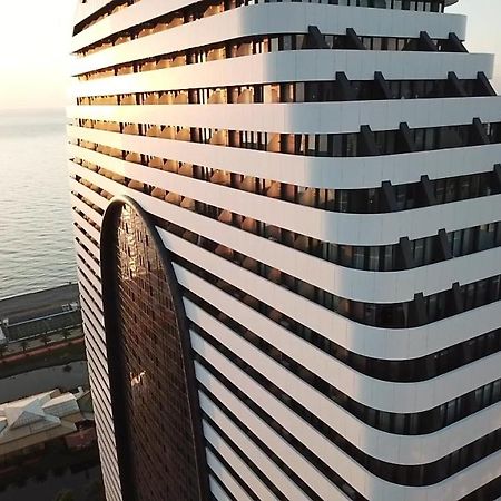 Alliance Palace Sea View Apartment Batoemi Buitenkant foto