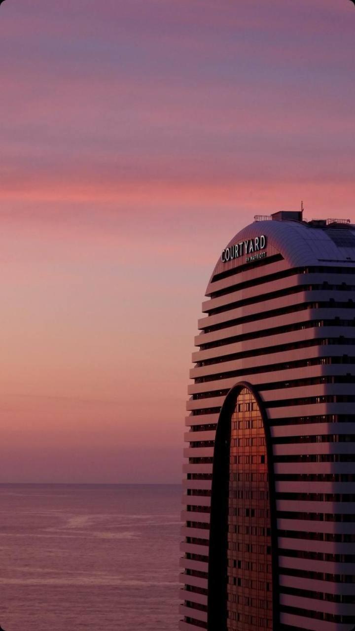 Alliance Palace Sea View Apartment Batoemi Buitenkant foto